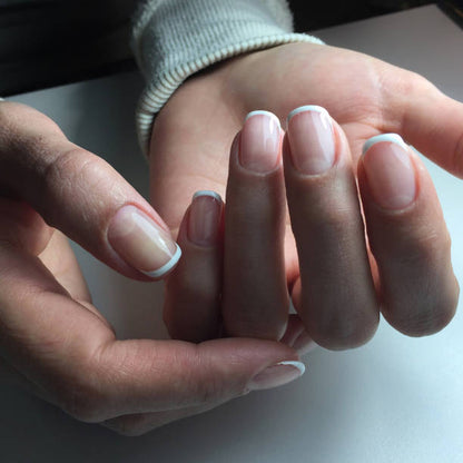 French Manicure - CND - Vinylux
